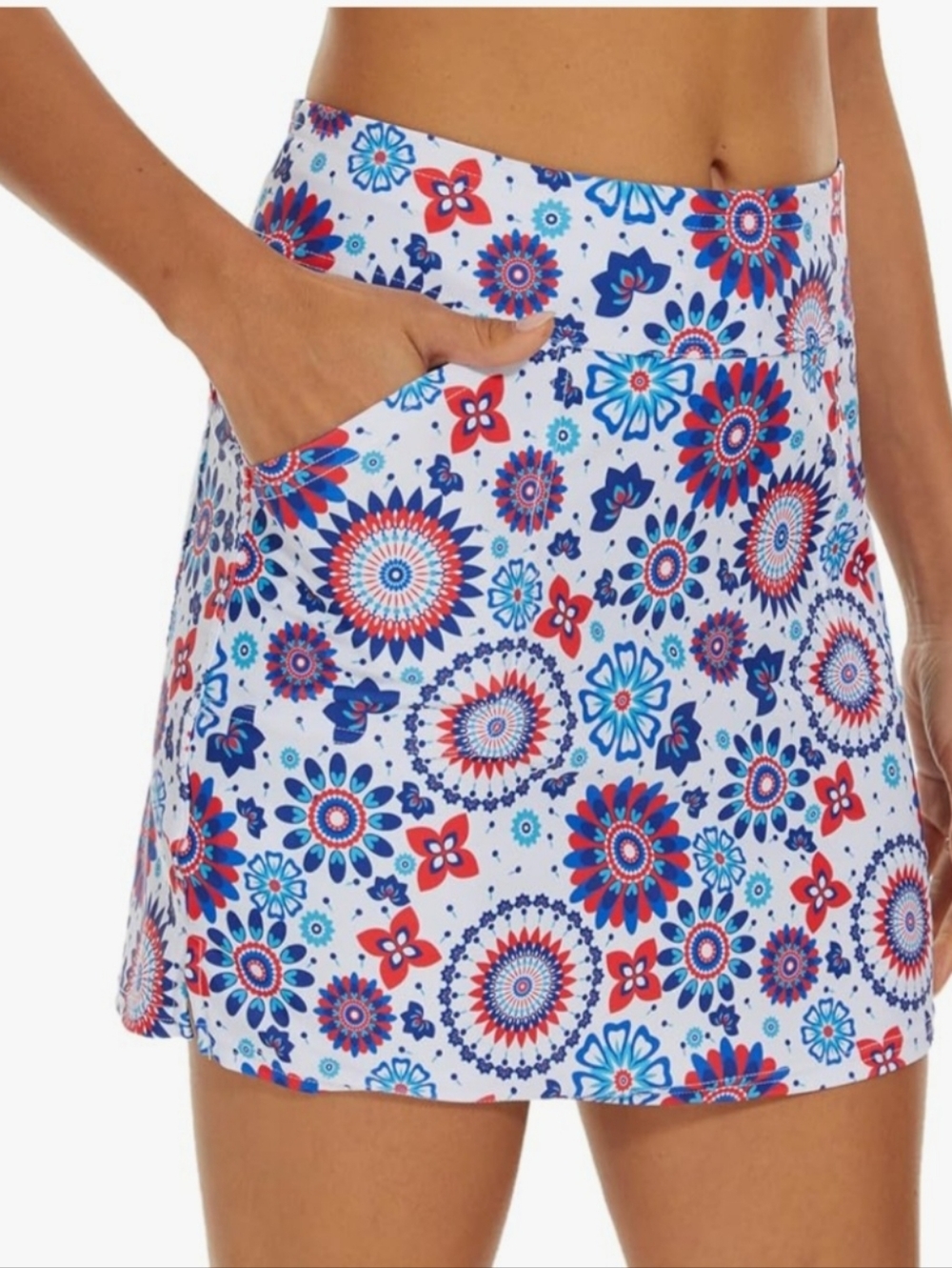 Floral Medallion Active Golf/tennis Skort in White, Blue & Red